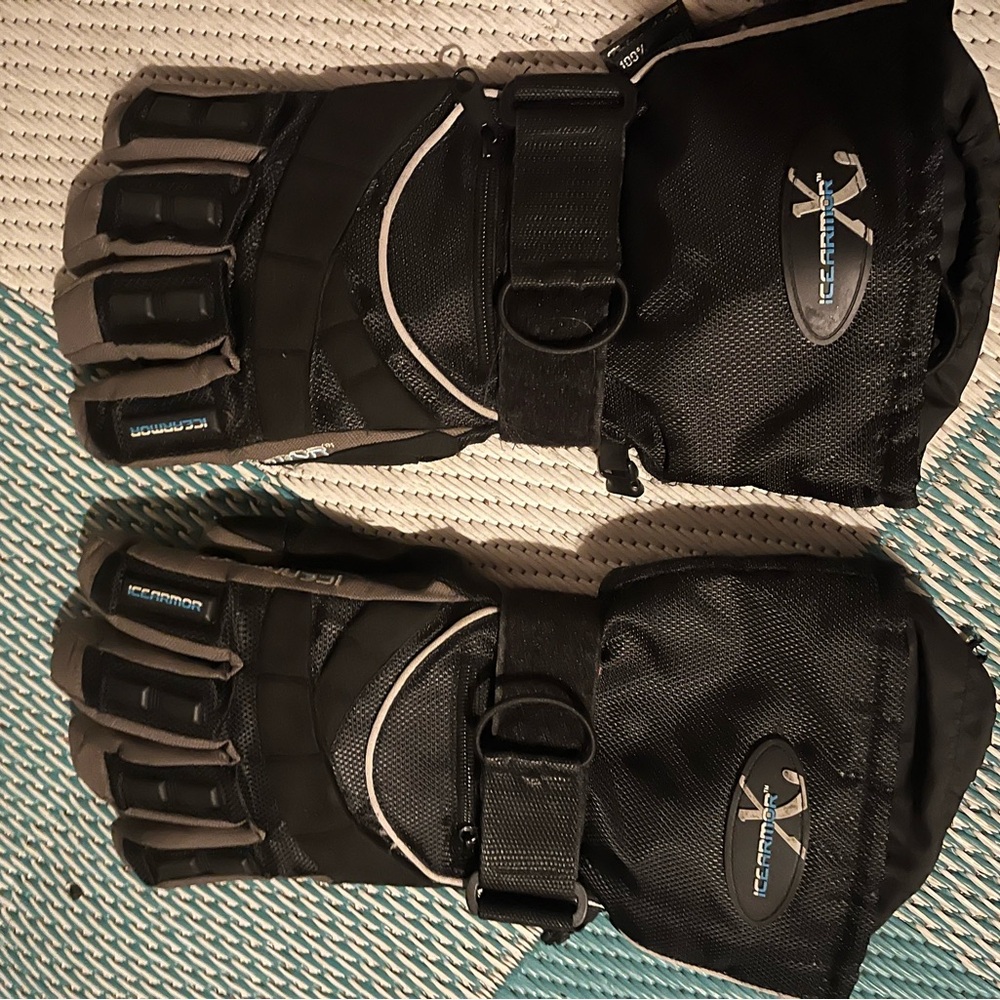 IceArmor Black and Gray Gloves waterproof insulated winter gloves size large